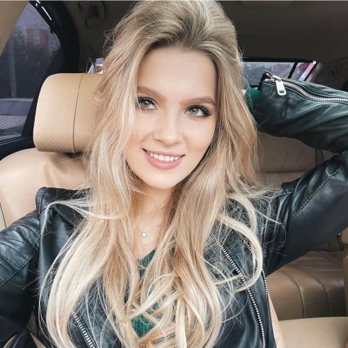 Модель Miss Ellie Moore (Элли Мур)