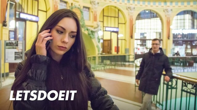 За халявное жилье можно и поебаться